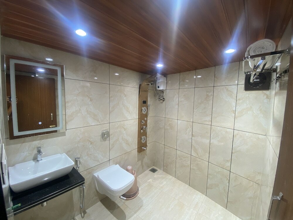 Фото Hotel Classio Inn - Kokilaben Hospital