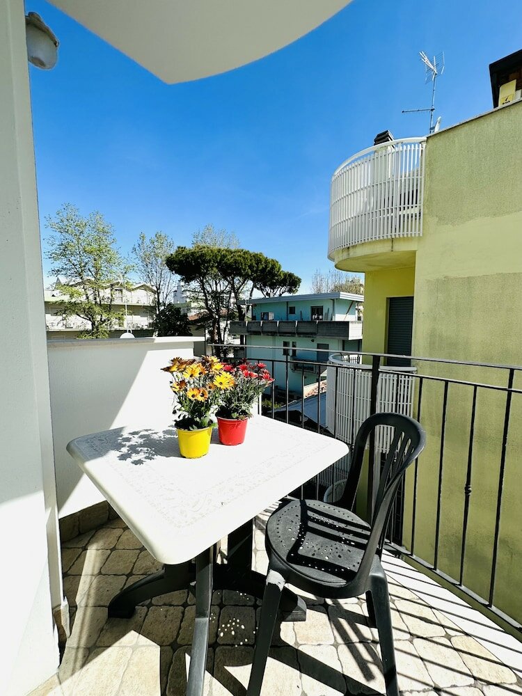 Фото Hotel Christian