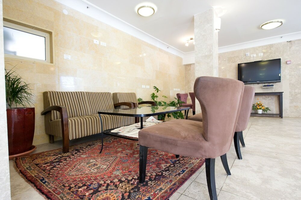 Фото Ramon Suites Hotel