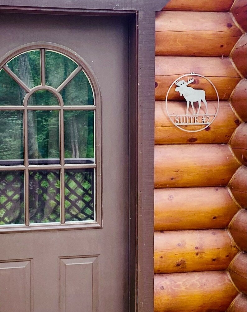 Фото Meandering Moose Lodging