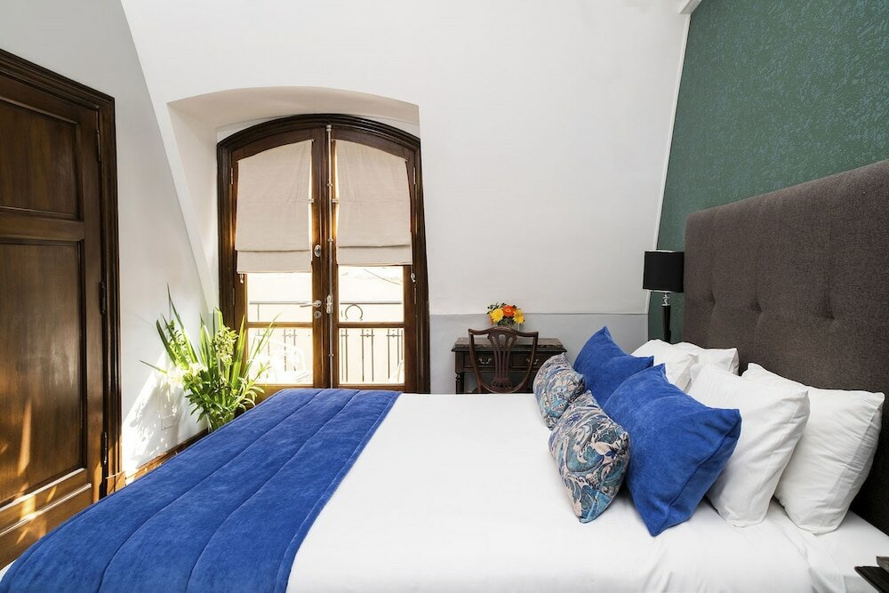 Фото Miravida Soho Hotel & Wine Bar