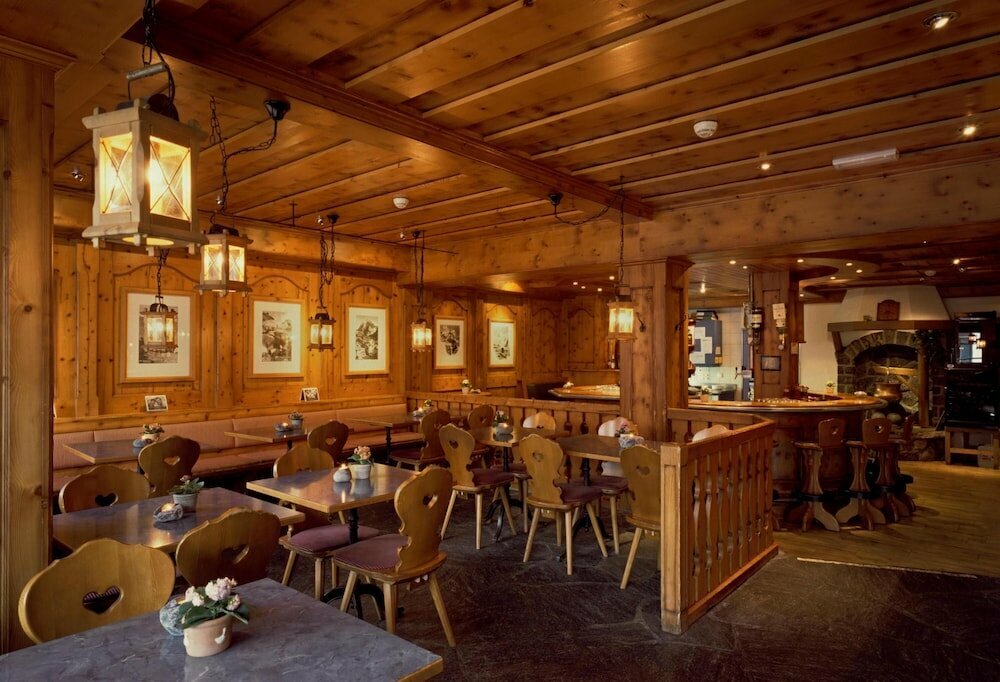 Hotel Grindelwalderhof, Grindelwald, photo