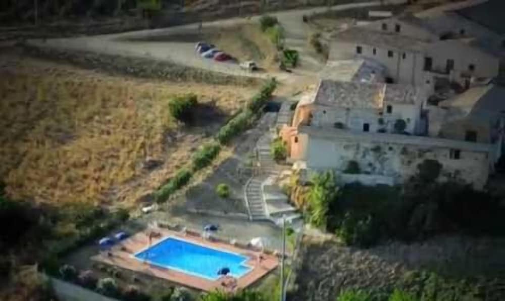 Фото Masseria La Chiusa