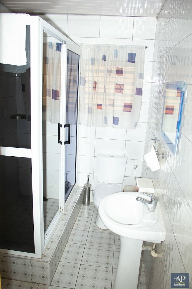 Фото Asantewaa Premier