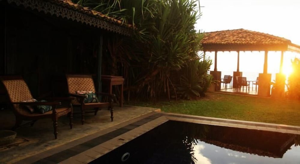 Фото Eight The Residence Ambalangoda