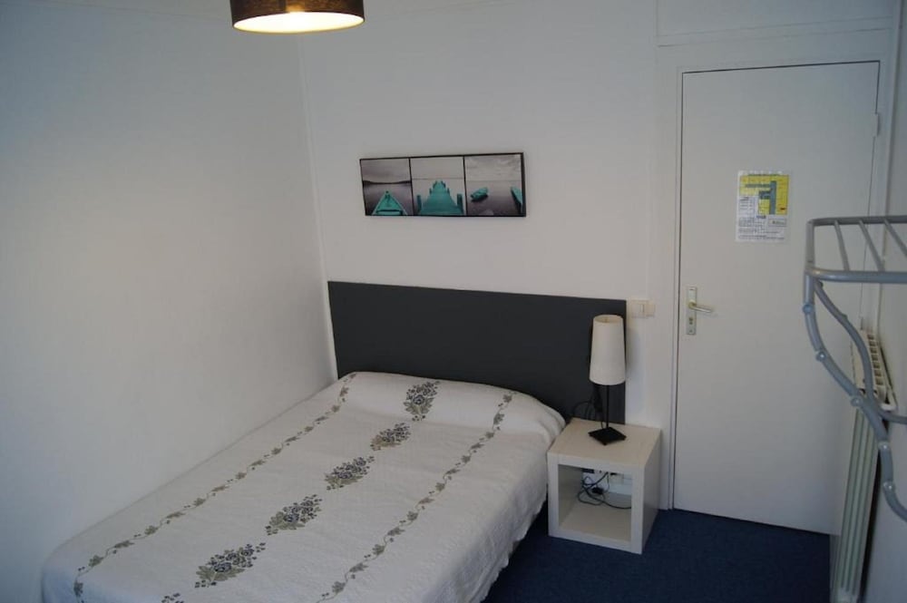 Фото Hôtel Moderne