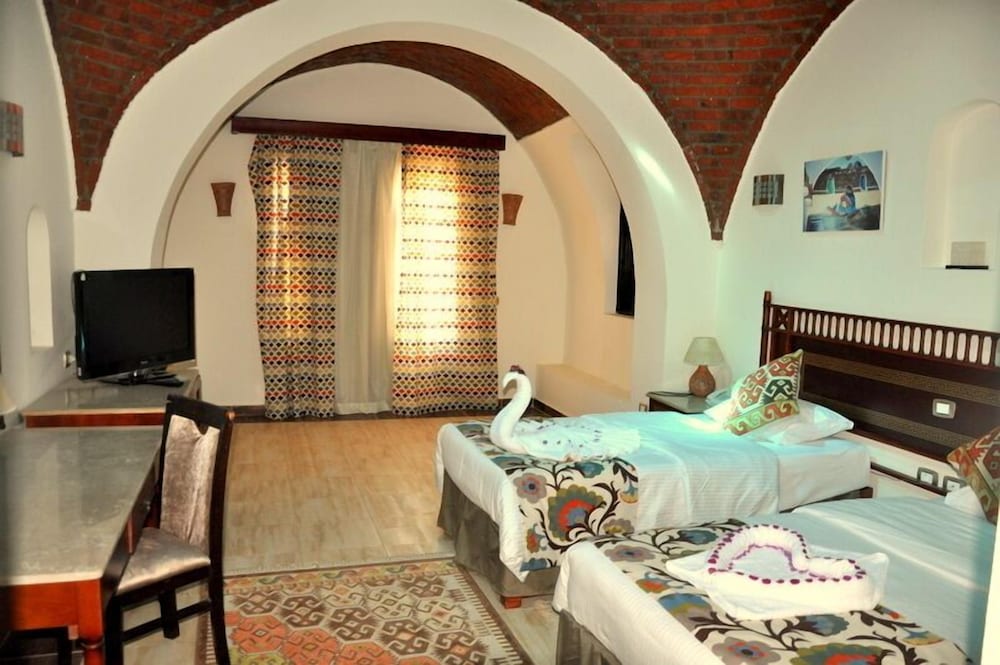 Фото BeachSafari Resort