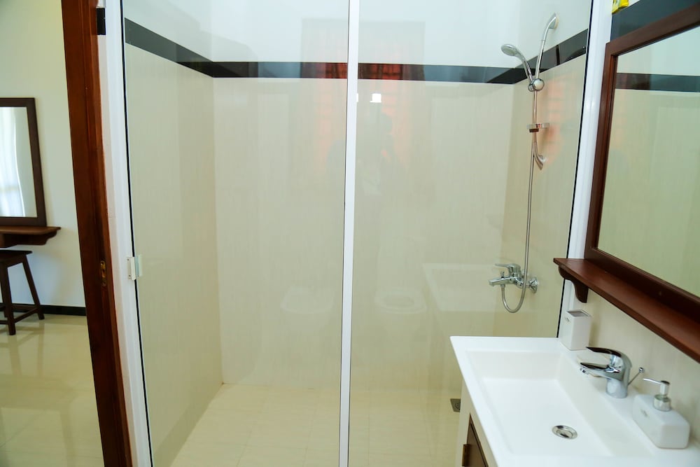 Фото Aurora Hotel & Restaurant