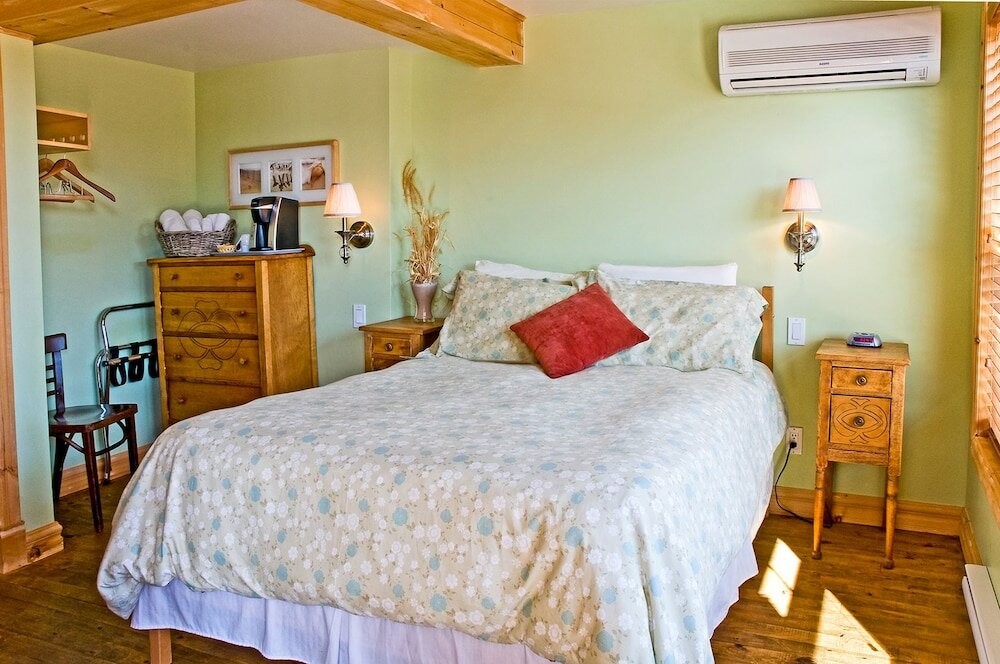 Фото La Galouine Auberge & Restaurant