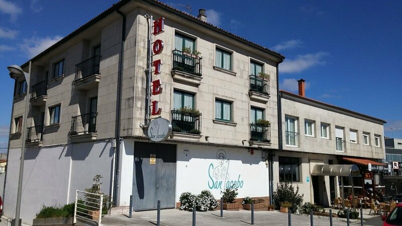 Гостиница Hotel San Jacobo в Сантьяго-де-Компостела