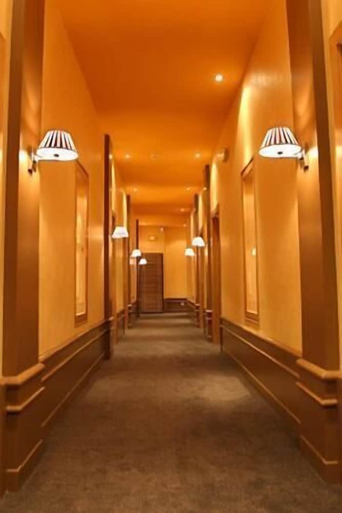 Фото Tana Hôtel