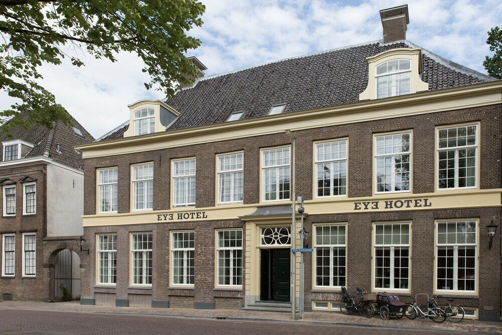 Фото Eye Hotel