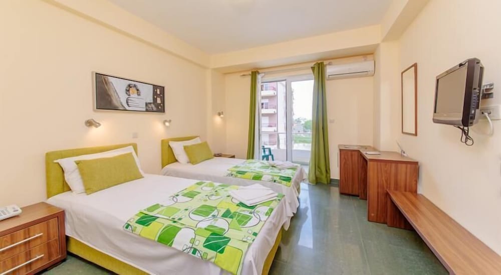 Фото отеля 5