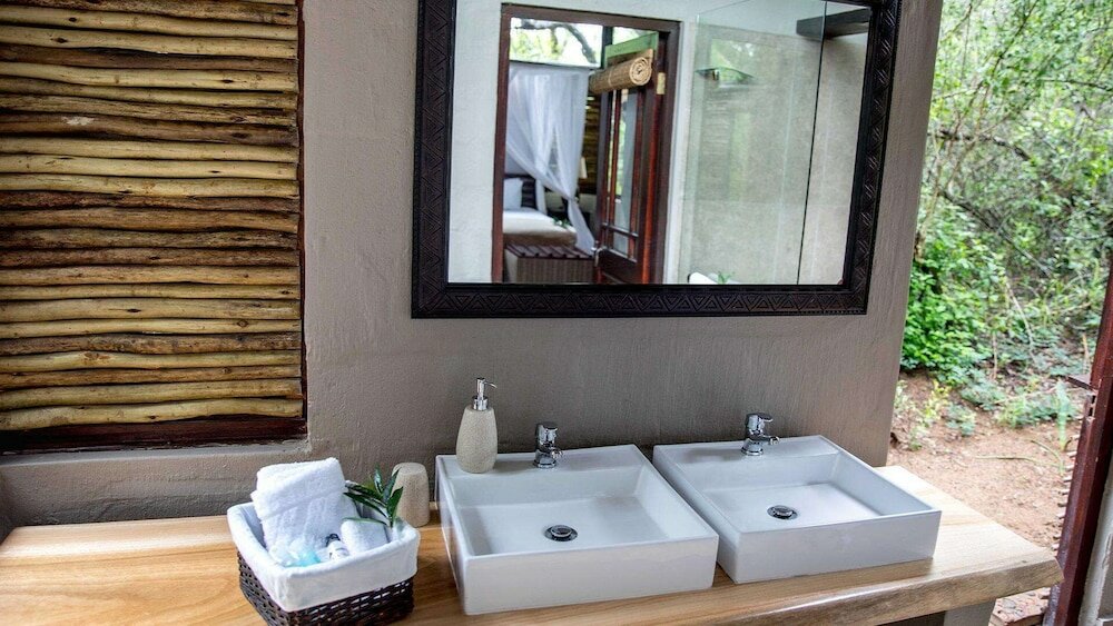 Фото Royal Thonga Safari Lodge