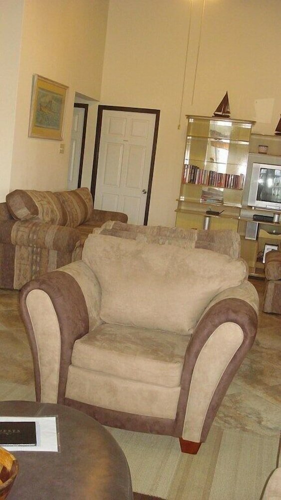 Фото Croton Studio at Sungold House Barbados