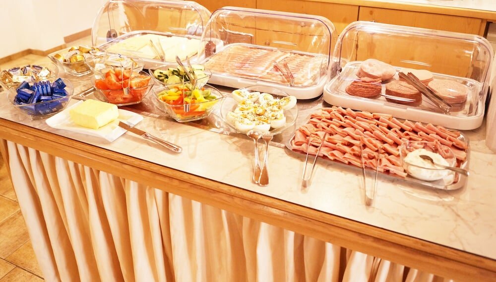 Фото Hotel Pinzger