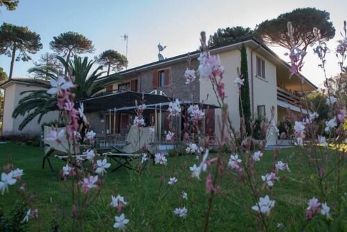 Гостиница Arli Hotel Hideaway Punta Ala