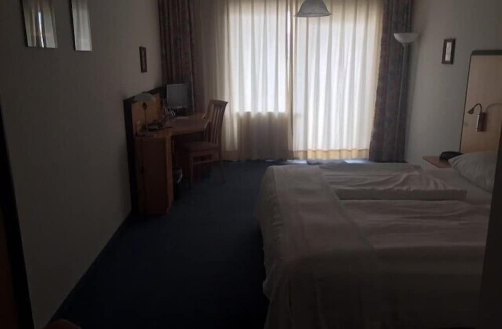 Фото Hotel Torgauer Brauhof