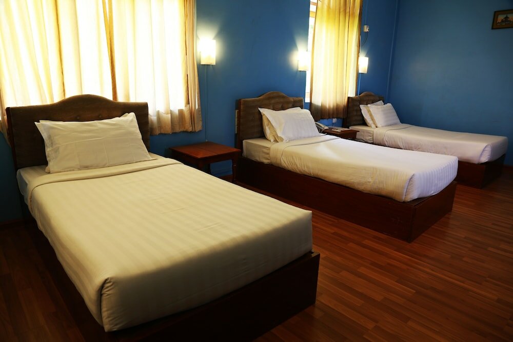 Фото Thante Hotel- Nyaung Oo
