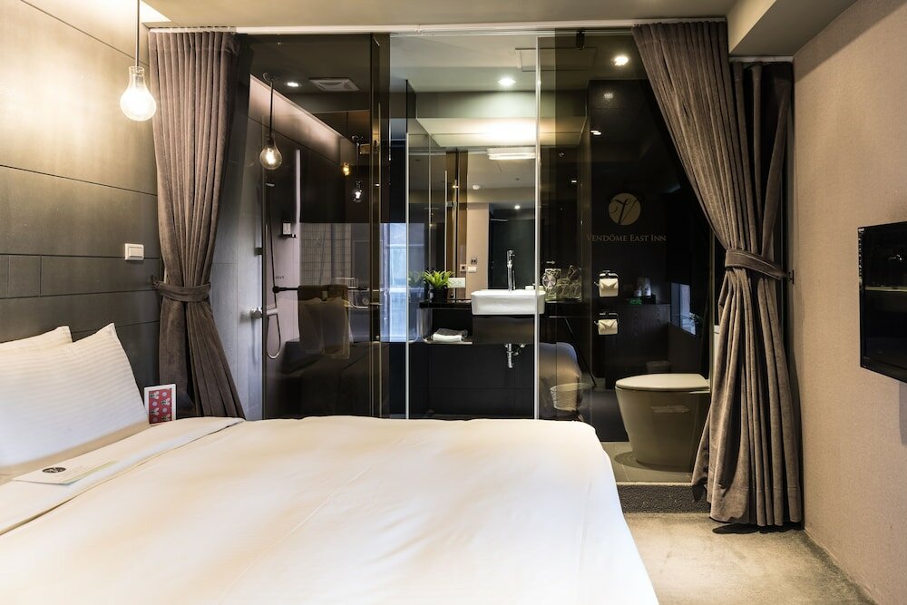 Фото Vendome East Inn