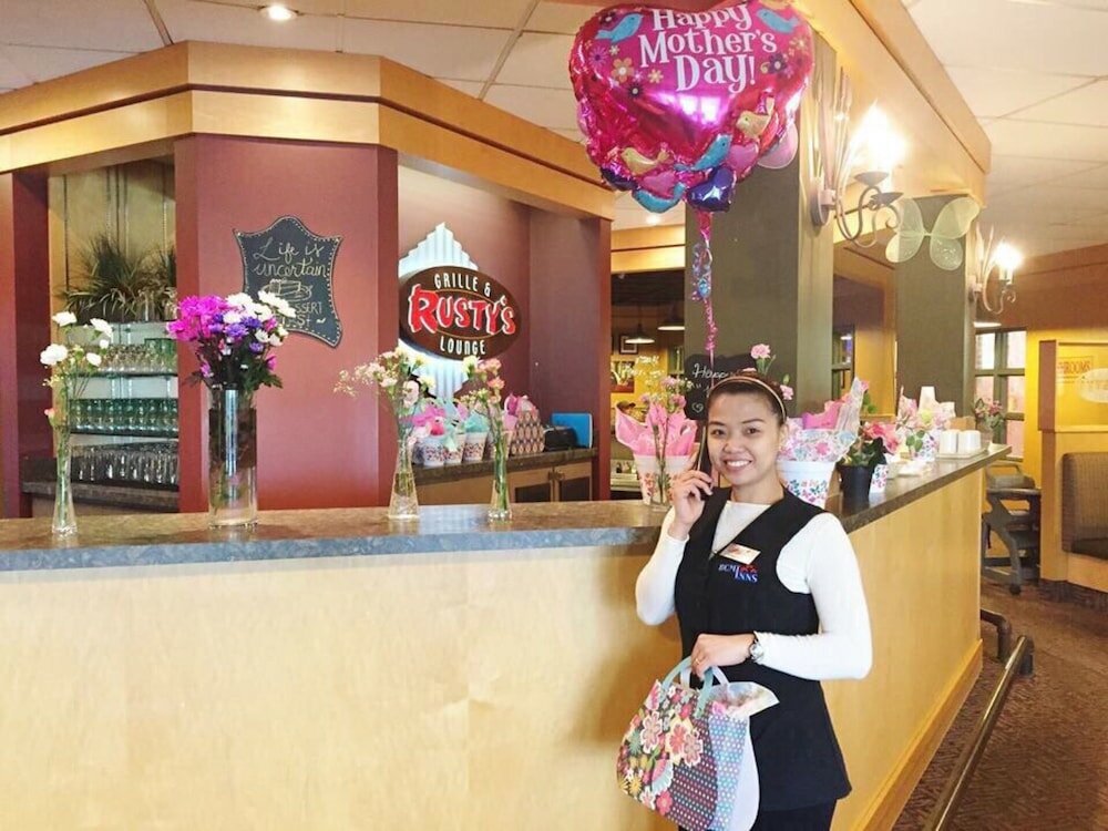 Фото BCMInns Lloydminster