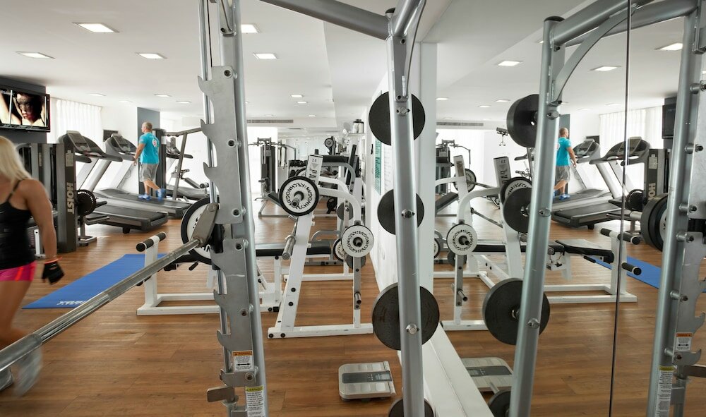 Фото Island Suites Hotel