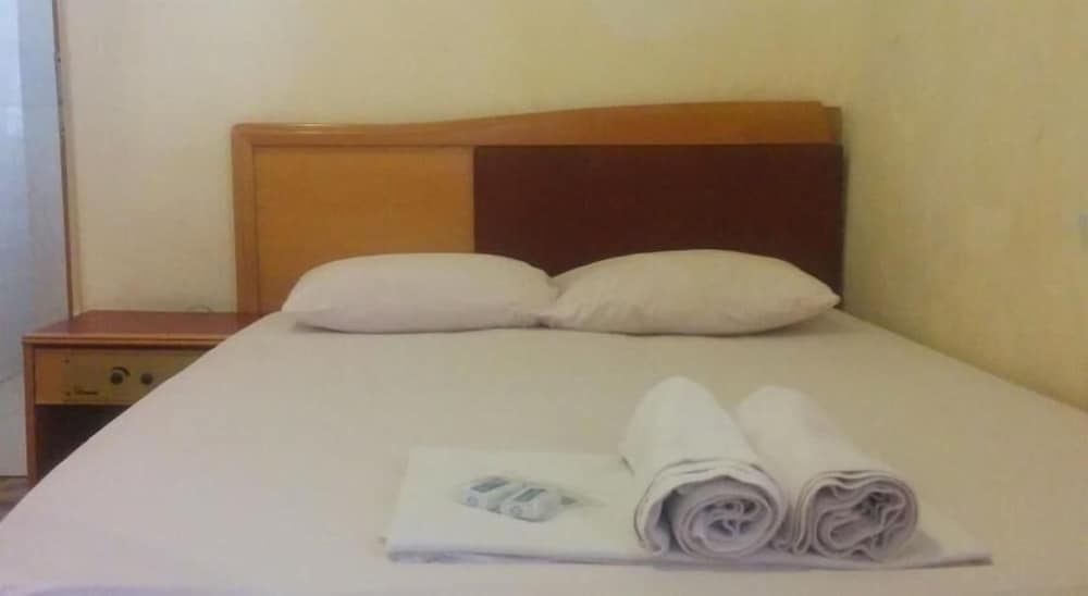 Фото Ben Yehuda Hotel