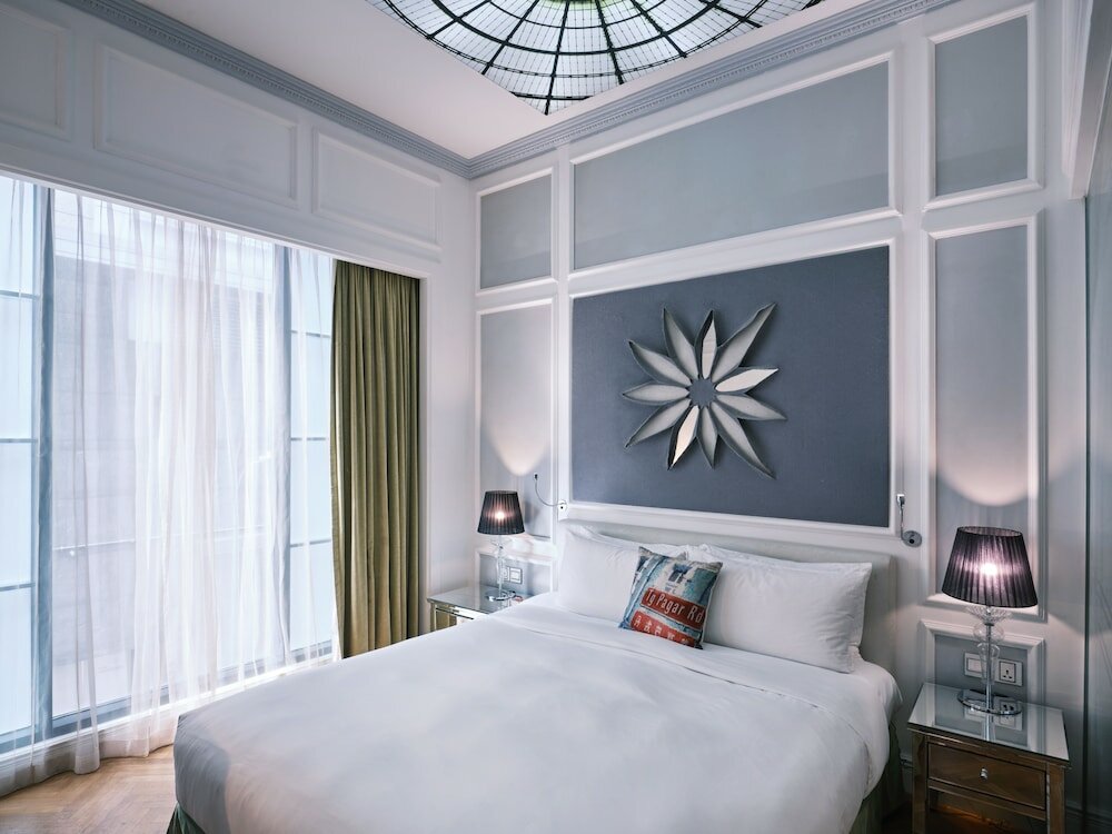 Фото QT Singapore