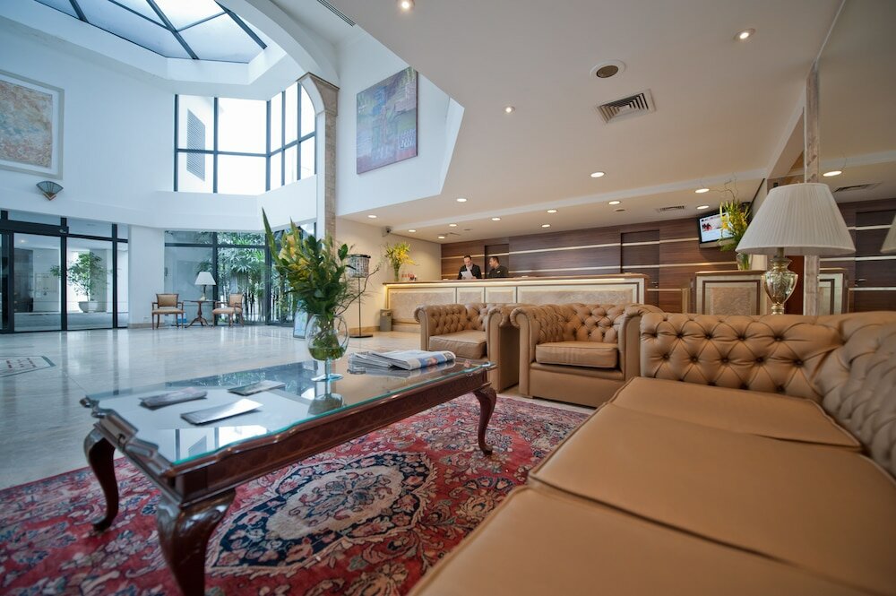 Фото Hotel Ninety