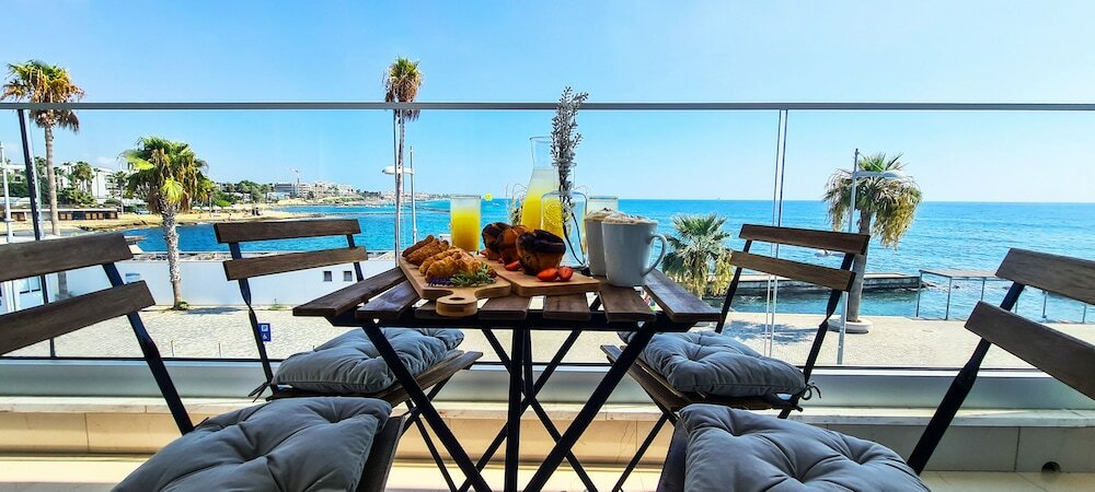 Фото PhaedrusLiving Emerald Flat Lighthouse48