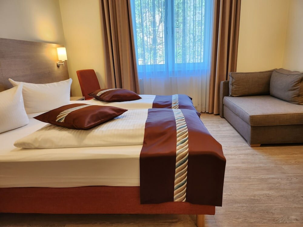 Фото Hotel Mainzer Hof