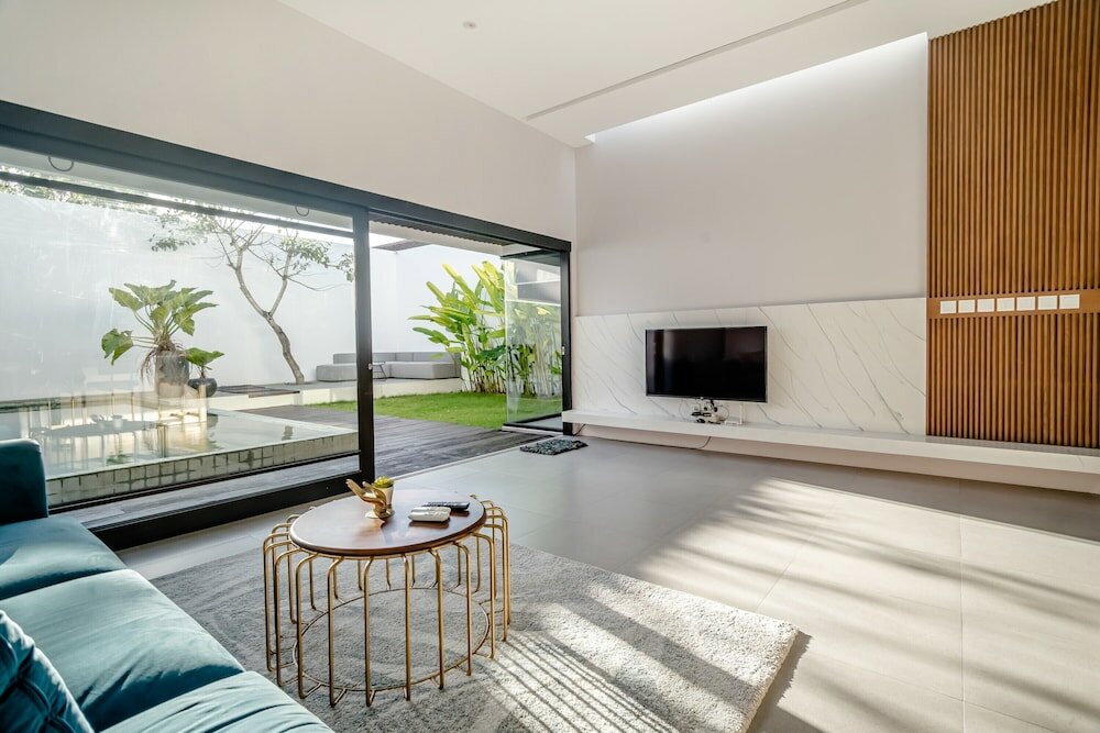 Фото Mile Stone Villa