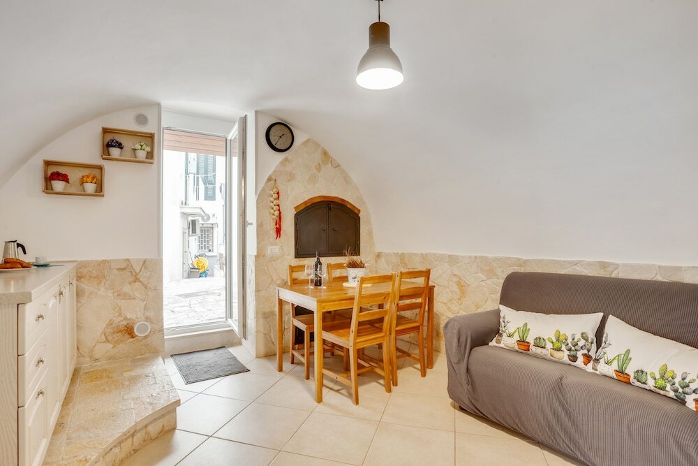 Фото La Chicca Historic Center Beautiful Flat