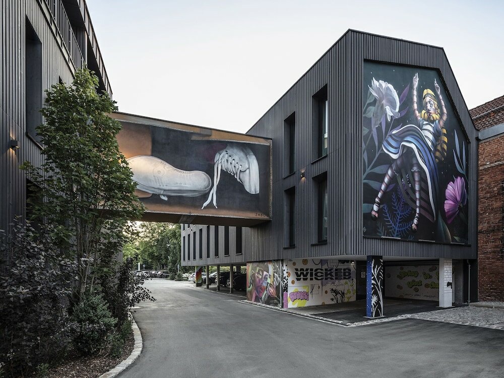 Фото отеля 1