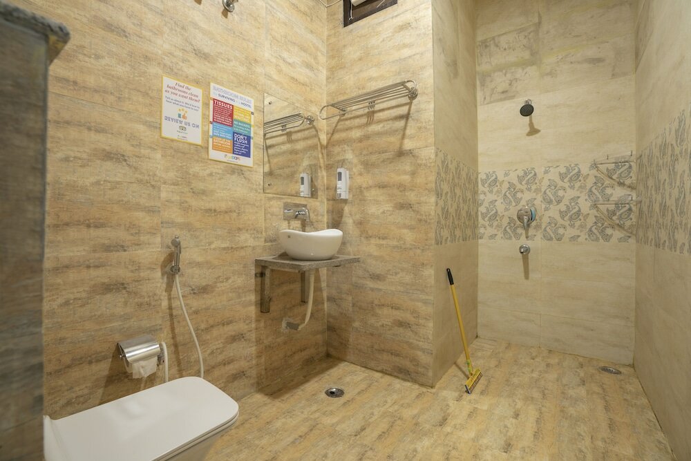 Фото GoSTOPS Rishikesh Lakshman Jhula - Hostel