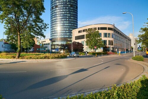 Гостиница Luxurious Apartments Sky Tower во Вроцлаве