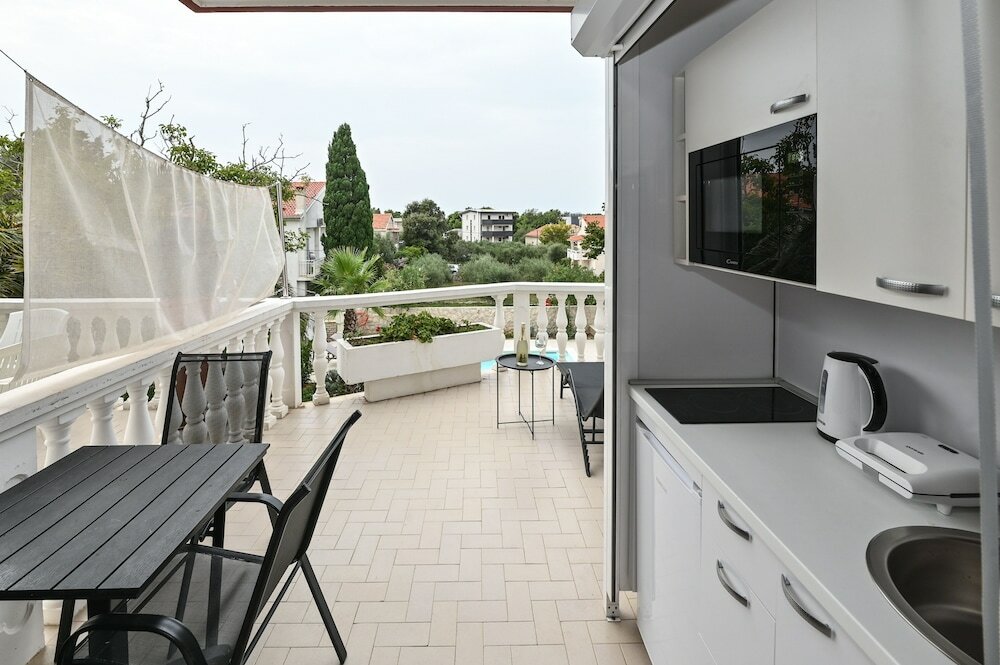 Фото Seagull Apartments & Studios