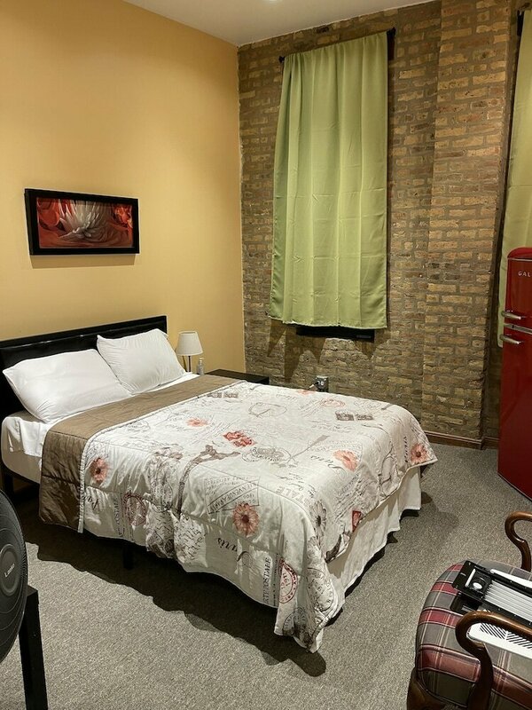 Гостиница Hotel BnB-2 в Чикаго