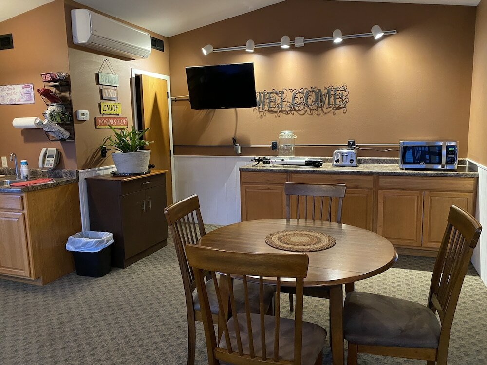 Фото Little Bluff Inn