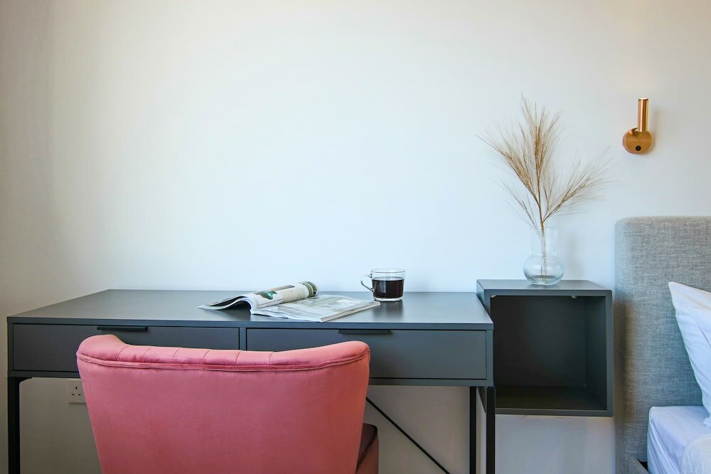 Фото Phaedrus Living Seaside Lighthouse 70