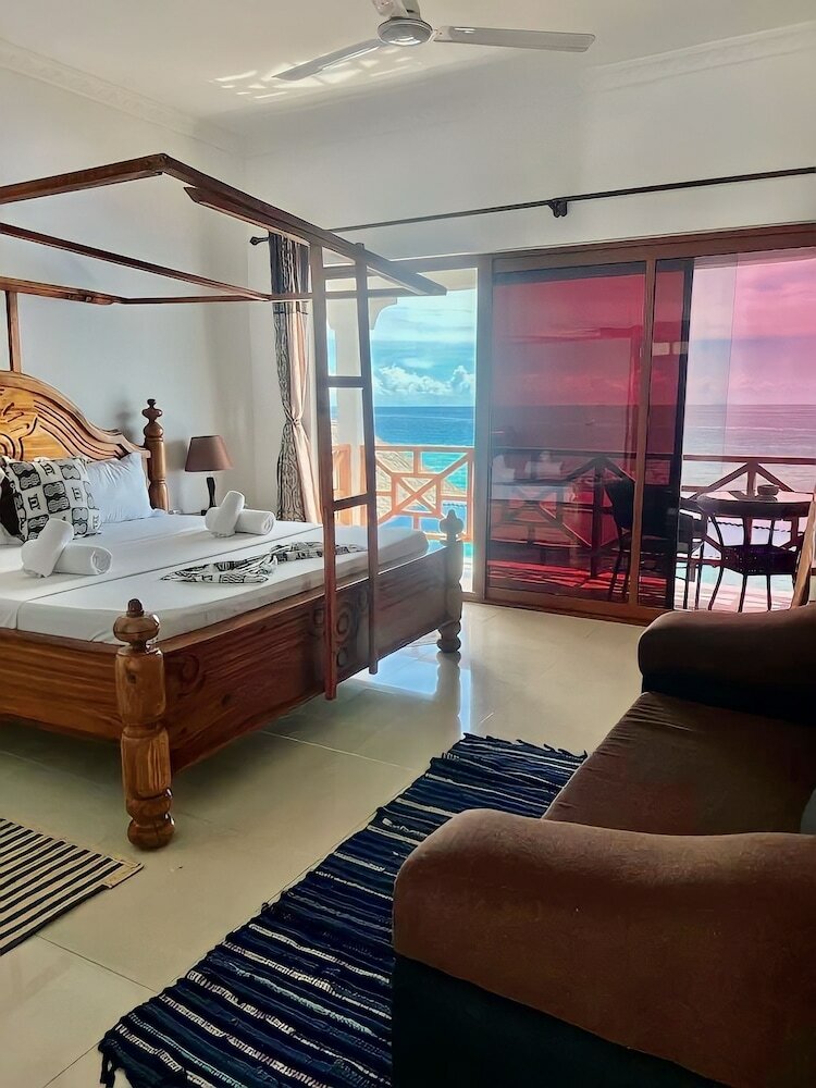 Фото Zenobia Beach Resort