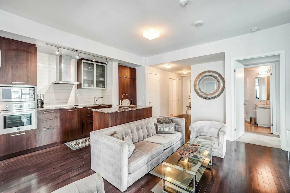 Фото The Bay Suites - Entertainment Dist