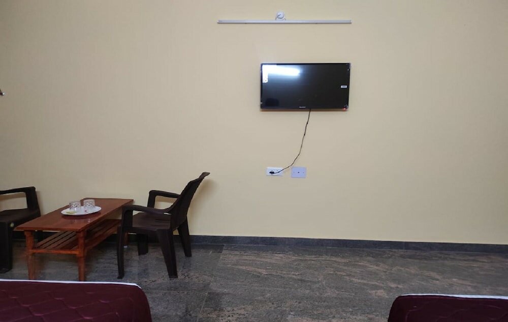 Фото Le Springlynn Residency