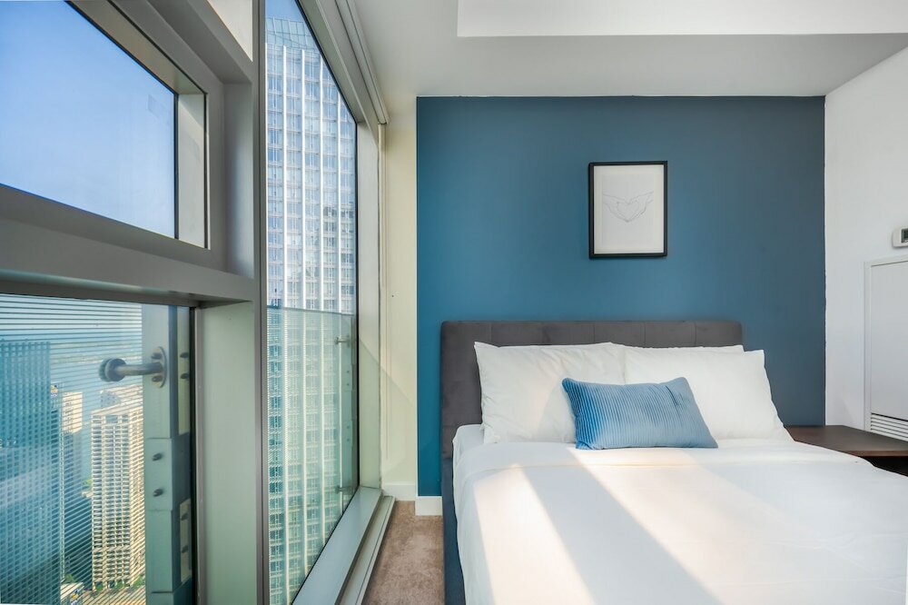 Фото The Bay Suites - Entertainment Dist