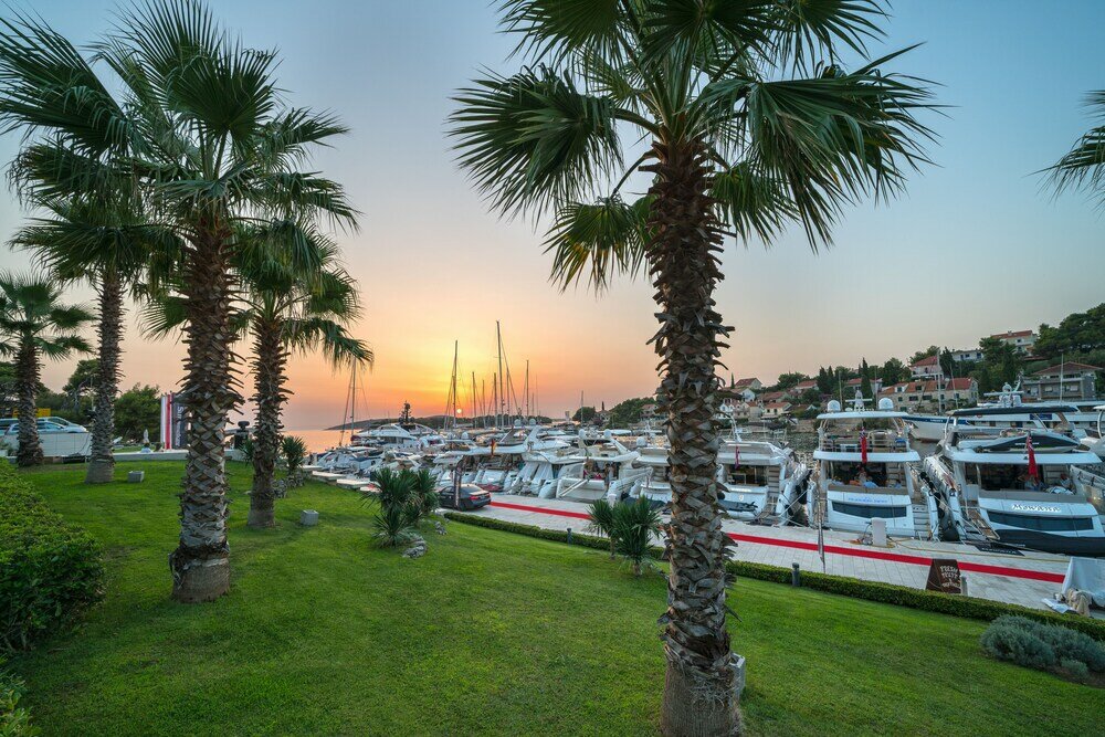 Фото Hotel Martinis Marchi