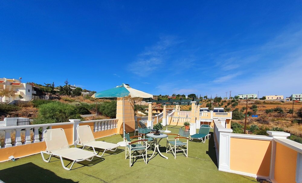 Фото Dioskouroi Apartments