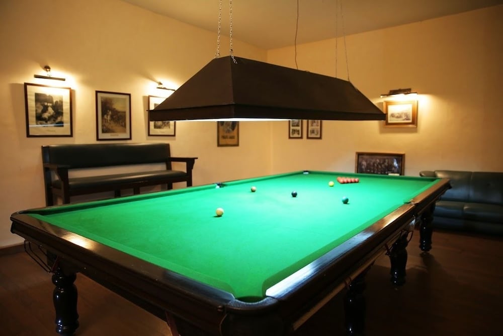 Фото WelcomHeritage Windsor Lodge