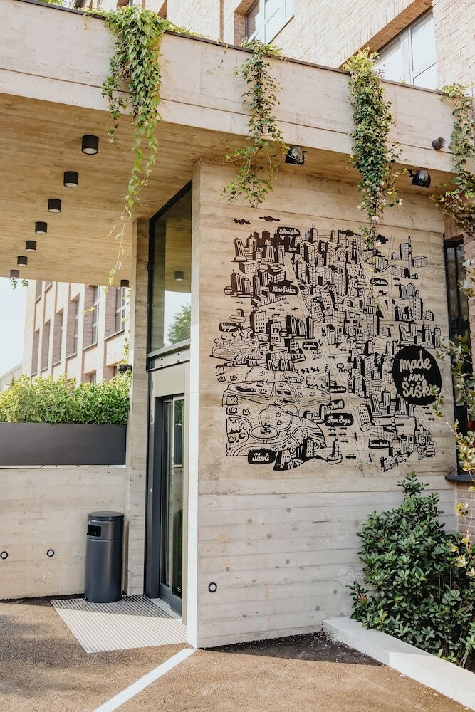 Фото One66 Hotel