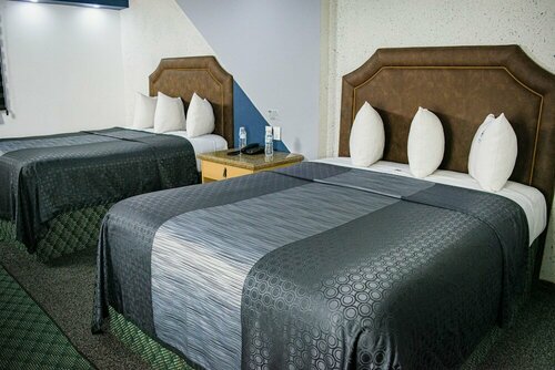 Гостиница Hotel Enjoy в Росарито