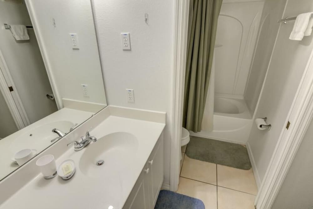 Фото Gerald's Club Cortile Condo